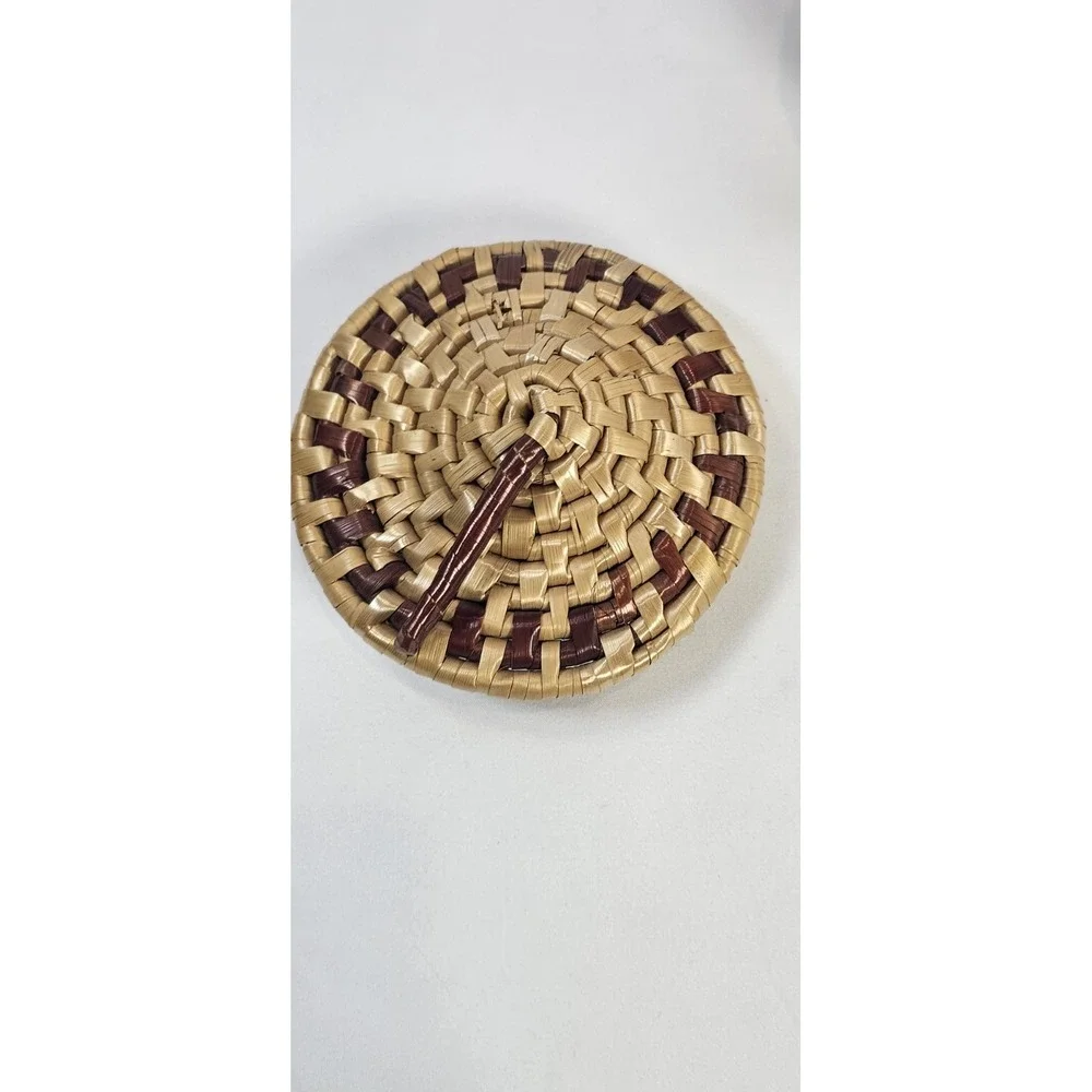 Handmade Wicker/Raffia Lidded Basket Small Round Jewelry Trinket Storage‎